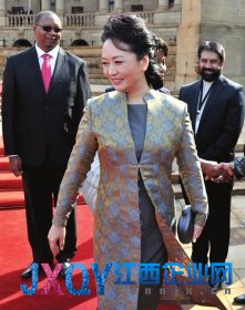 習(xí)近平夫人出訪6天參加多個(gè)公益活動(dòng) 展親民形象