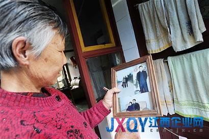 犧牲川籍飛行員喻亮:從軍15年回過3次家(圖)