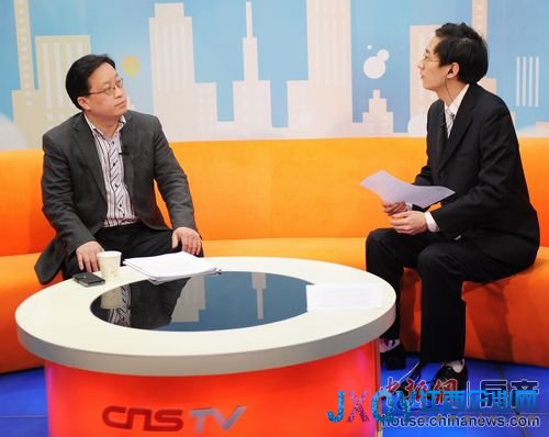 中國房地產(chǎn)學會副會長陳國強應(yīng)中新網(wǎng)房產(chǎn)頻道邀請做客視頻訪談，深度解讀地方版“國五條”細則，并分析樓市走向。