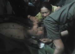 四川被碾死維權(quán)村民遺體沾滿黃土 疑曾遭掩埋