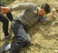 中鐵回應(yīng)工人打農(nóng)民：我們承認(rèn)打人 但事出有因