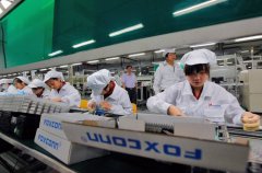 美調查顯示富士康工作條件改善 仍存在非法加班