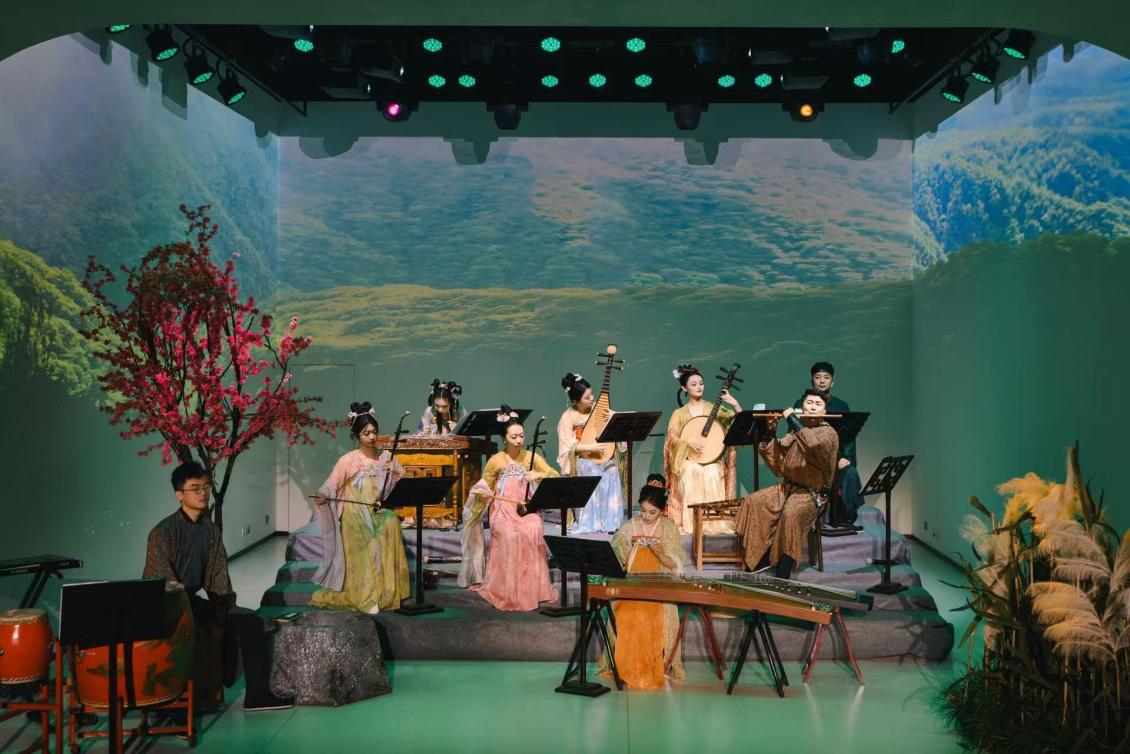 當(dāng)千年國(guó)樂(lè)遇見現(xiàn)代心跳｜富德生命人壽江西分公司&ldquo;家&middot;戀&rdquo;2026年VIP藝術(shù)季邀您共赴風(fēng)雅之約